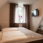 Hotel Ravene
