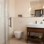 Hotel Ravene 3*