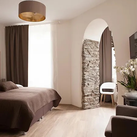 Hotel Ravene