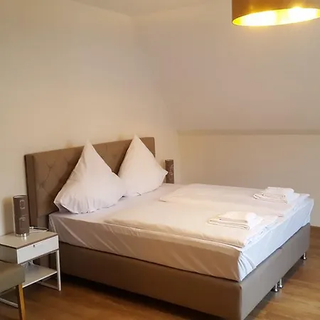Ravene Hotel